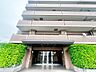 外観：お急ぎの方に嬉しい、即入居可能ですよ！現況空家ですので、お忙しい方でもお仕事帰り等にご内覧頂けます♪