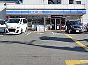 ローソン遠里小野店まで徒歩約６分