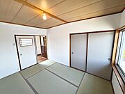 和室ございます！畳表替え、襖張替え済！一息つく時の癒しの空間や客間にも使えますね♪