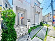 現地見学当日から承っております♪現地周辺の環境や、駅までの道お家探しを始めてみようと思われたら是非【イエストア】までお気軽にご相談下さいませ♪