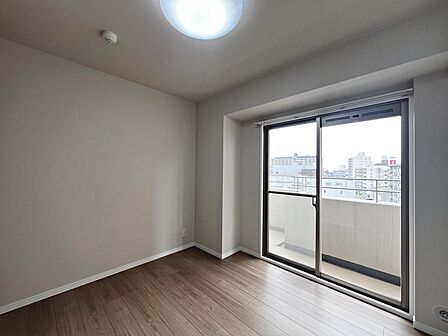 テレワークのお仕事部屋、子供部屋等、ライフスタイルや家族構成に合わせて多目的にご使用いただけます♪