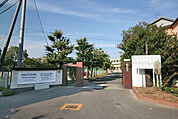 高石市立高石中学校まで徒歩２０分