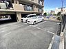 駐車場：【バルコニー】開放感のあるバルコニーです♪お洗濯も楽々快適に干せますよ♪