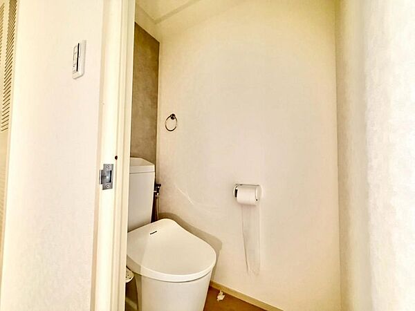 トイレを拡大表示