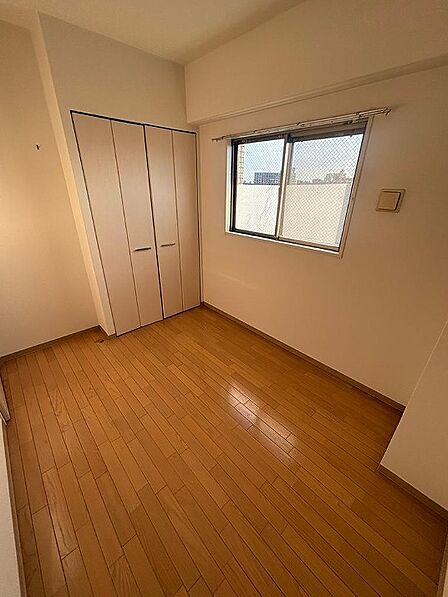 空家につきいつでも内覧可能ですので、お気軽にお問い合わせ下さいませ!