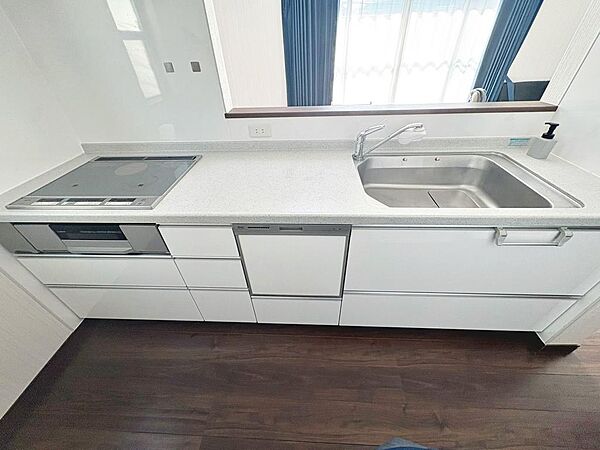キッチンを拡大表示