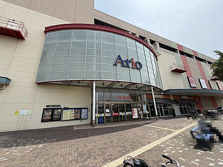 アリオ鳳まで徒歩17分