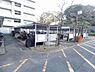 その他：駐輪場に屋根があるので、雨の日に自転車が濡れにくく嬉しいですね♪