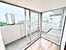 その他：サンルームがあるので、雨の日や花粉の季節の部屋干しスペースに困りませんね♪