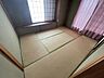 室内：２階和室