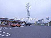セブンイレブン高崎上滝町店 561m