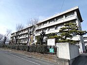高崎市立大類中学校 2526m