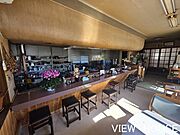 ■１階店舗部分│カウンターや厨房設備を活かし、飲食店やワークショップ会場として即活用可能です♪