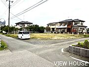 ■約145坪のフラットな敷地は、資材置場やコンテナの設置に最適なサイズ感です！