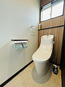 【２階トイレ】