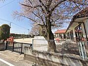 若竹保育園 1268m通常の保育業務に加え、現代の様々なライフスタイルに合わせて一時保育、延長保育、乳児保育、育児相談もおこなっています。