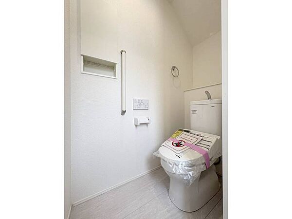 トイレを拡大表示