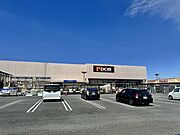 DCM上三川店 855m