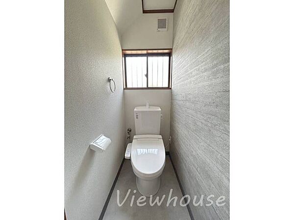 トイレを拡大表示