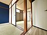 和室：畳を全て表替えをしているので室内はい草の香りが漂う心地良い空間になっています。