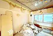 【改装中】「想像していた以上に広い」が写真を撮っているときの感想です。家事動線に配慮したプランによりご家族がくつろげる明るく広い空間が確保できました。