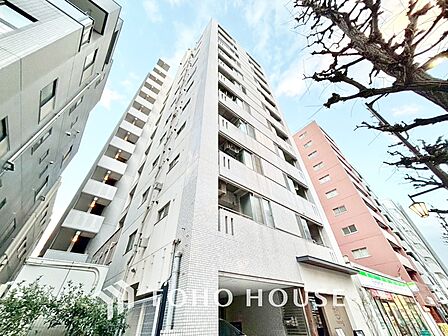 漂う上質な空気感、マンションに入れば「おかえりなさい」と笑顔で迎えてくれるエントランス。最良の心配りを感じるマンションでした。