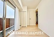使いやすく、明るい洋室に仕上がります。子供部屋や趣味のお部屋にご利用できます。ご自身で家具などを配置し、素敵な空間を創り上げられます。