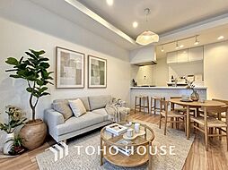 ※生成AIによるイメージです。家具・小物は販売価格に含まれません。忙しい朝でも、しっかり家族が揃って食事をして頂けるゆとりある大きさのダイニングスペース。