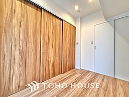 使いやすく、明るい洋室に仕上がります。子供部屋や趣味のお部屋にご利用できます。ご自身で家具などを配置し、素敵な空間を創り上げられます。