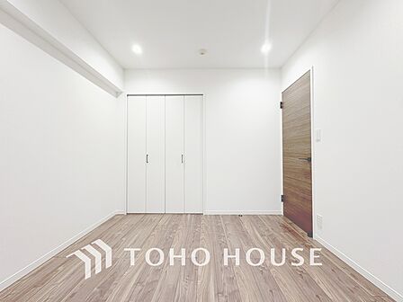 【PRIVATE ROOM】◆属毛離裏◆子は父を手本とし、母に愛育されて成長する。家族の深い繋がり。いつまでも大切にしたい。