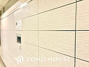 【DELIVERY BOX】◆宅配BOX◆ご不在時でも、時間指定や再配達依頼なしでお荷物を受け取ることができます。