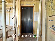 使いやすく、明るい洋室に仕上がります。子供部屋や趣味のお部屋にご利用できます。ご自身で家具などを配置し、素敵な空間を創り上げられます。