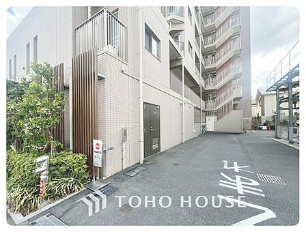 【APPEARANCE】◆眩い◆光が燦々と入り、家族の笑顔を照らす。「いつまでも続いて」と願う夢のような毎日がここにある。