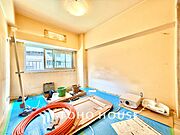 ◆闇夜の輝き◆オレンジ色の光は大人になった今の僕にはわかる。1日の終わりを伝えに来たわけではなく、また明日が来る方へ導いてくれた事を。