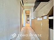 【改装中】キッチンは家族の絆を育む大切な空間。シンプルで使い易いシステムキッチンで愉しく作る料理は愛情のある美味しいご馳走に。家族で使えるダイニングキッチンです。
