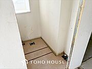 現在改装中◆快適◆な生活に不可欠。節水型の高性能トイレを新設。