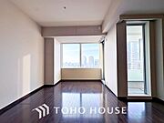 使いやすく、明るい洋室に仕上がります。子供部屋や趣味のお部屋にご利用できます。ご自身で家具などを配置し、素敵な空間を創り上げられます。