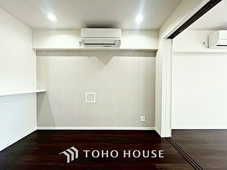 【LIVING】◆眩い◆光が燦々と入り、家族の笑顔を照らす。「いつまでも続いて」と願う夢のような毎日がここにある。