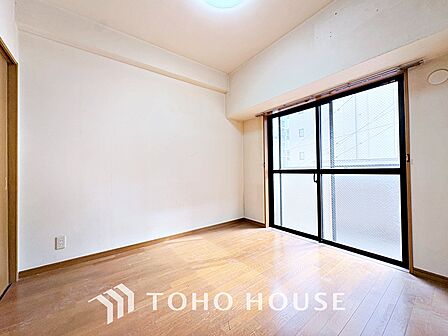 ＊配置してある家具や小物はCGによるイメージ画像です。好みの空間で読書をしたり、音楽を聞いたりと一人の時間も充実したものにできます。
