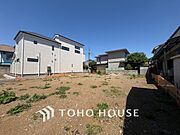 【光のベール】自然光のありがたさ。柔らかい光に包まれて、ゆったりと読書などはいかがでしょうか？街のざわめき、夜の静寂。至福の時
