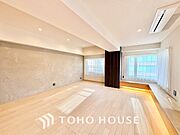 【LIVING】◆住む喜び、楽しさ、感動◆を君と共有したい。いつまでもずっと家族を見渡せるこの広い空間で。