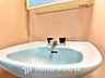 洗面：【改装中】気持ちの良い朝をつくりだし、夕方には笑顔を取り戻させてくれるミラー。パウダールームはいつでも本来の自分を取り戻せる空間。明るく仕上げてあります。
