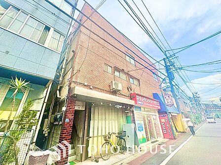 漂う上質な空気感、マンションに入れば「おかえりなさい」と笑顔で迎えてくれるエントランス。最良の心配りを感じるマンションでした。