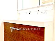 【WASHROOM】◆快適◆煌びやかな暮らしの中にも忘れたくない快適さ。大きな収納が助けてくれます。