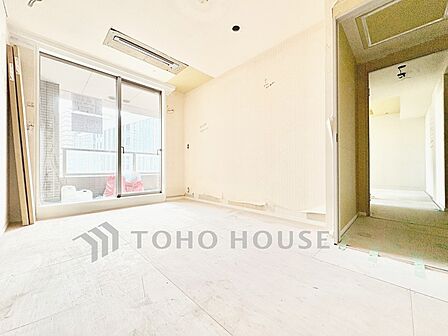 【Private Room】やわらかな光が差し込む朝。書斎にも、子ども部屋にも使える柔軟な設計。暮らしに合わせて変化できる一室です。