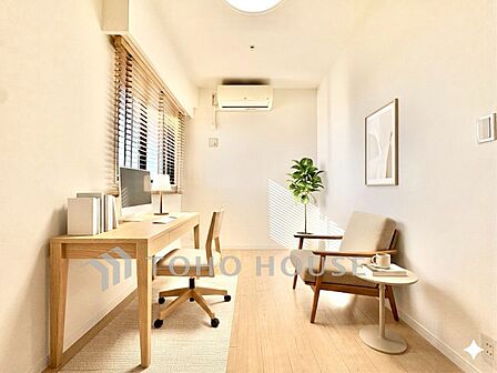 【居室】シンプルで使いやすく、どんな家具にも馴染む居室です。