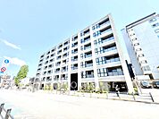 【外観】堂々としたフォルムが印象的な外観。帰宅するたびに安心感を与えてくれるマンションです。