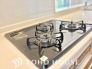 家族みんなの笑顔が、笑い声が絶えない幸せいっぱいのこの場所で新たな生活が始まる。