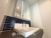 【WASHROOM】◆快適◆煌びやかな暮らしの中にも忘れたくない快適さ。大きな収納が助けてくれます。