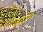 ほんの少しのこだわり。ちょっとした色使いがその家がもつ雰囲気、趣（おもむき）を携え、暮らす家族や訪ねてくる友人・知人に新鮮な香りを運んできます。